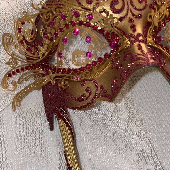 Mardi Gras/Masquerade mask. Made in Italy - Picture 3 of 5